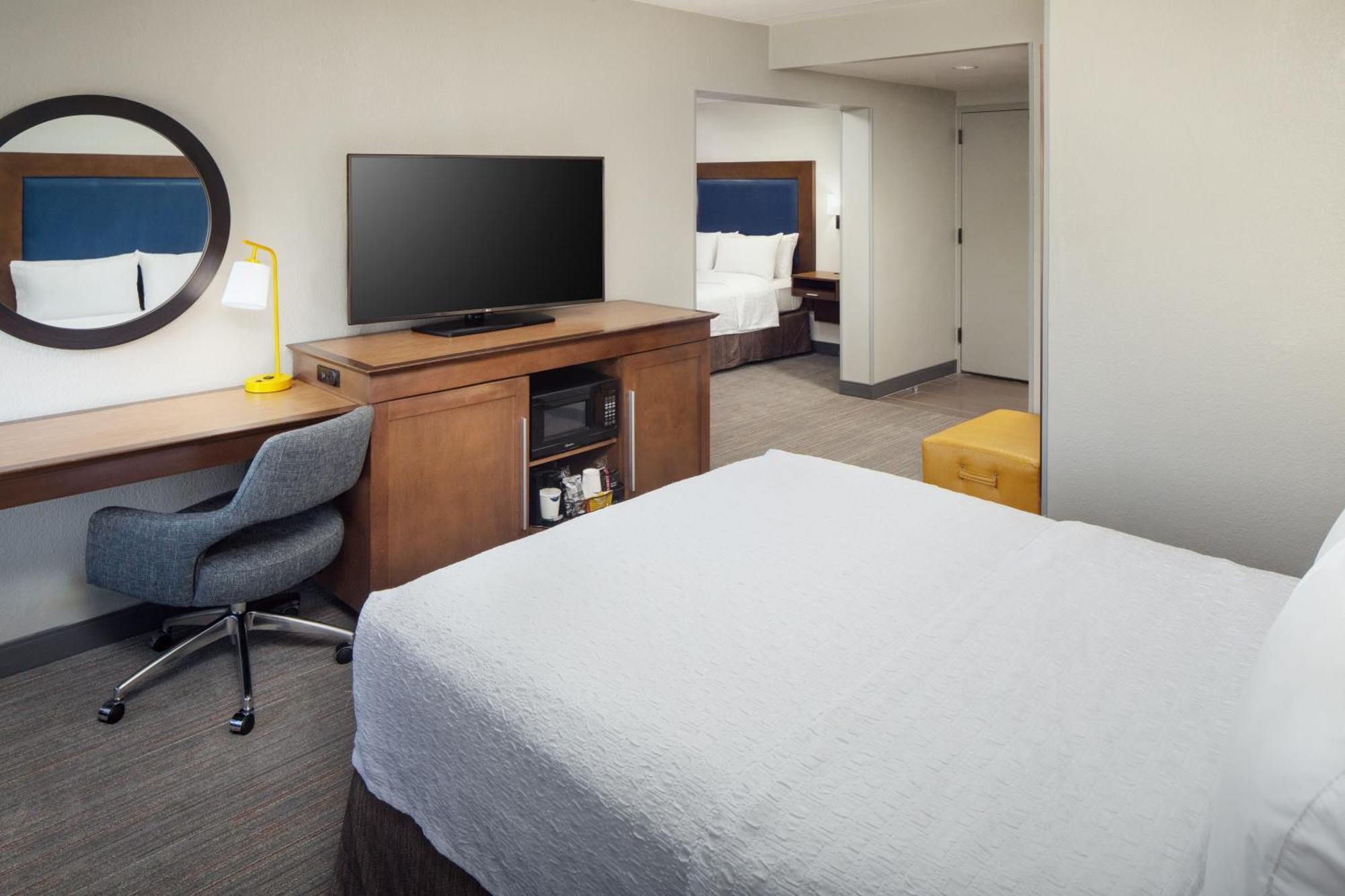 Hampton Inn Atlanta-Northlake Такер Экстерьер фото
