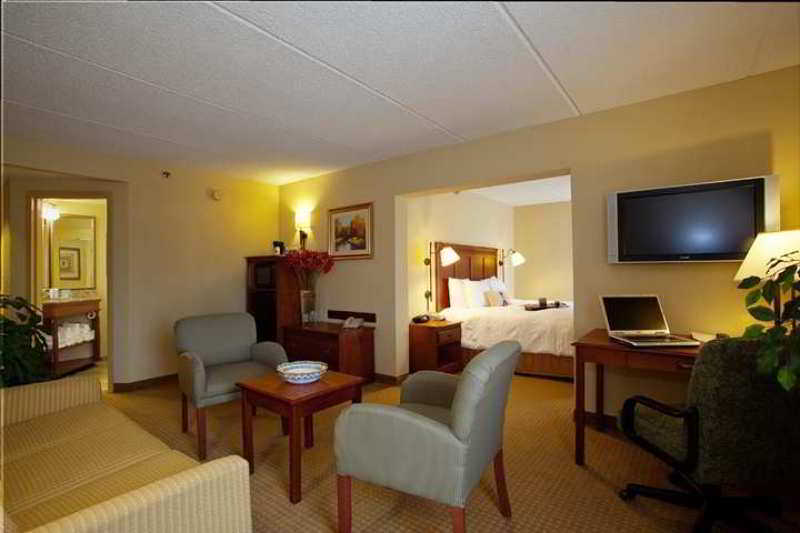 Hampton Inn Atlanta-Northlake Такер Экстерьер фото